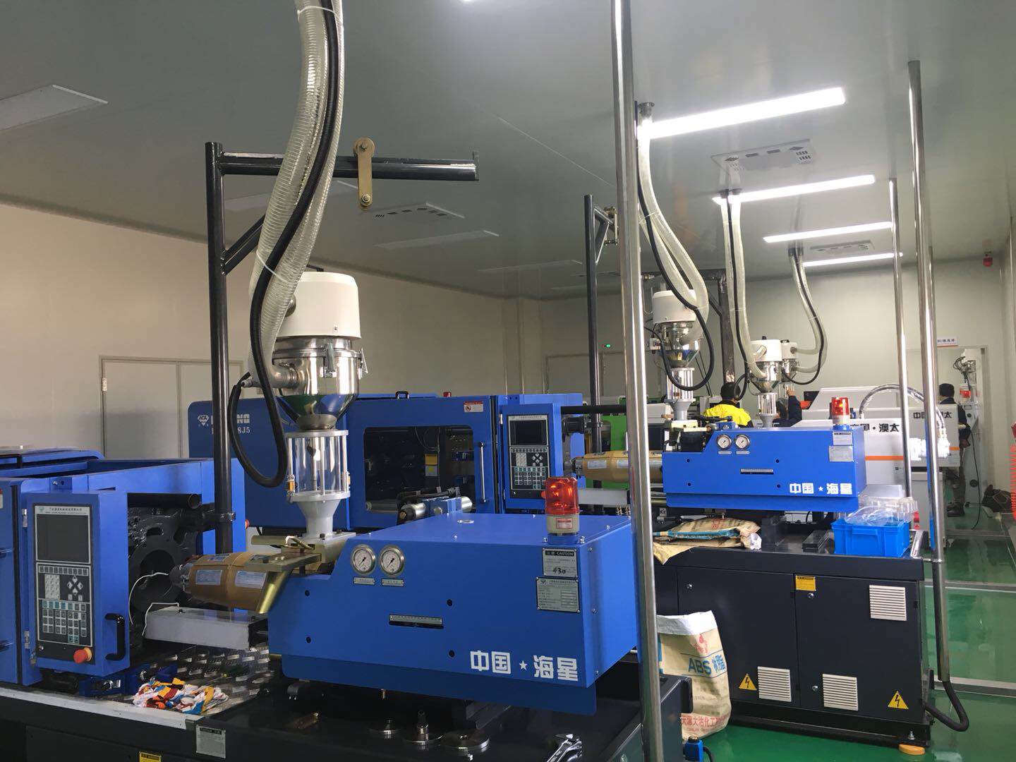 中央供料現(xiàn)場圖 中央供料現(xiàn)場圖