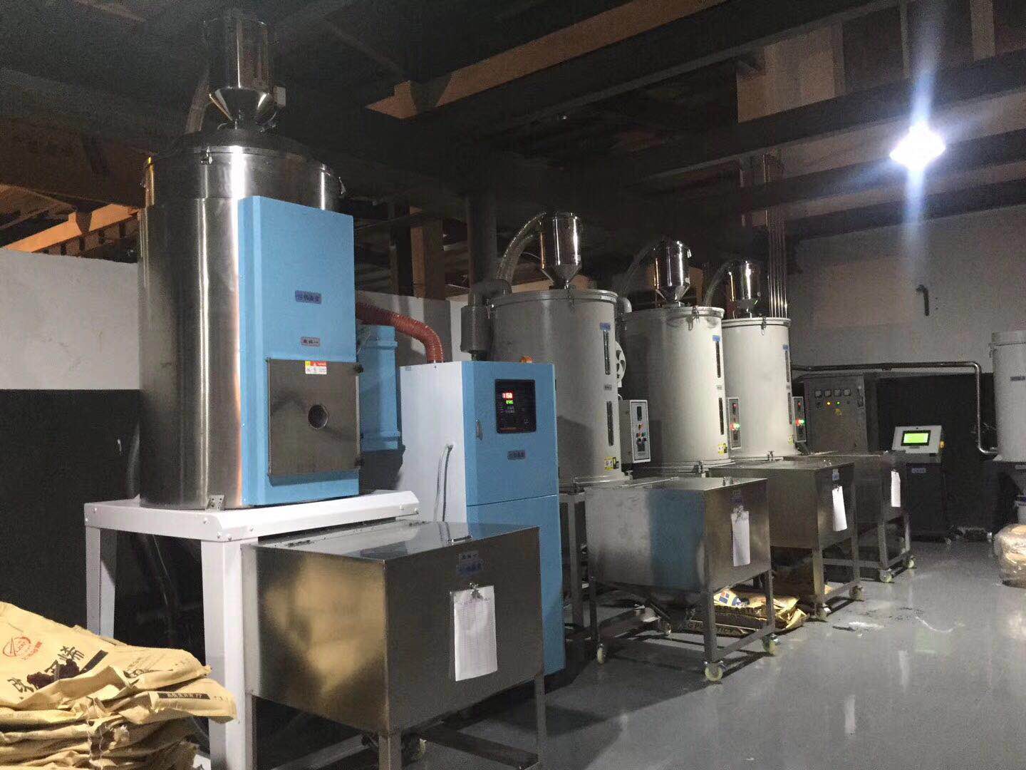 ���빩�ϬF(xi��n)��(ch��ng)�D