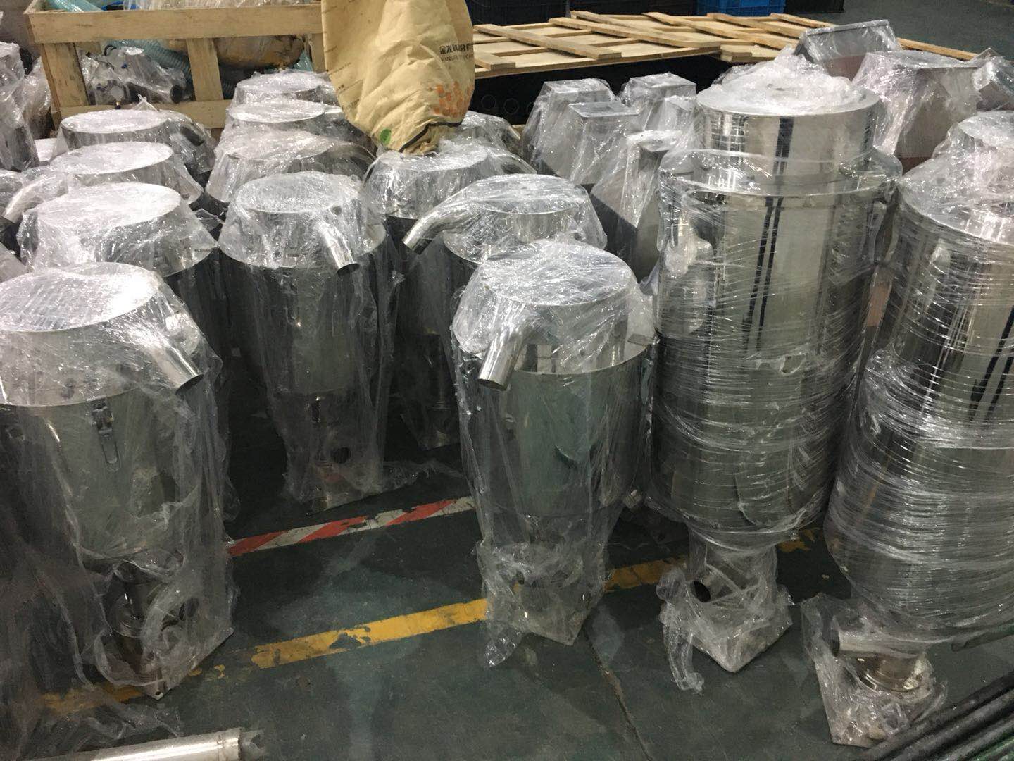 中央集中供料現(xiàn)場(chǎng)圖 中央集中供料現(xiàn)場(chǎng)圖