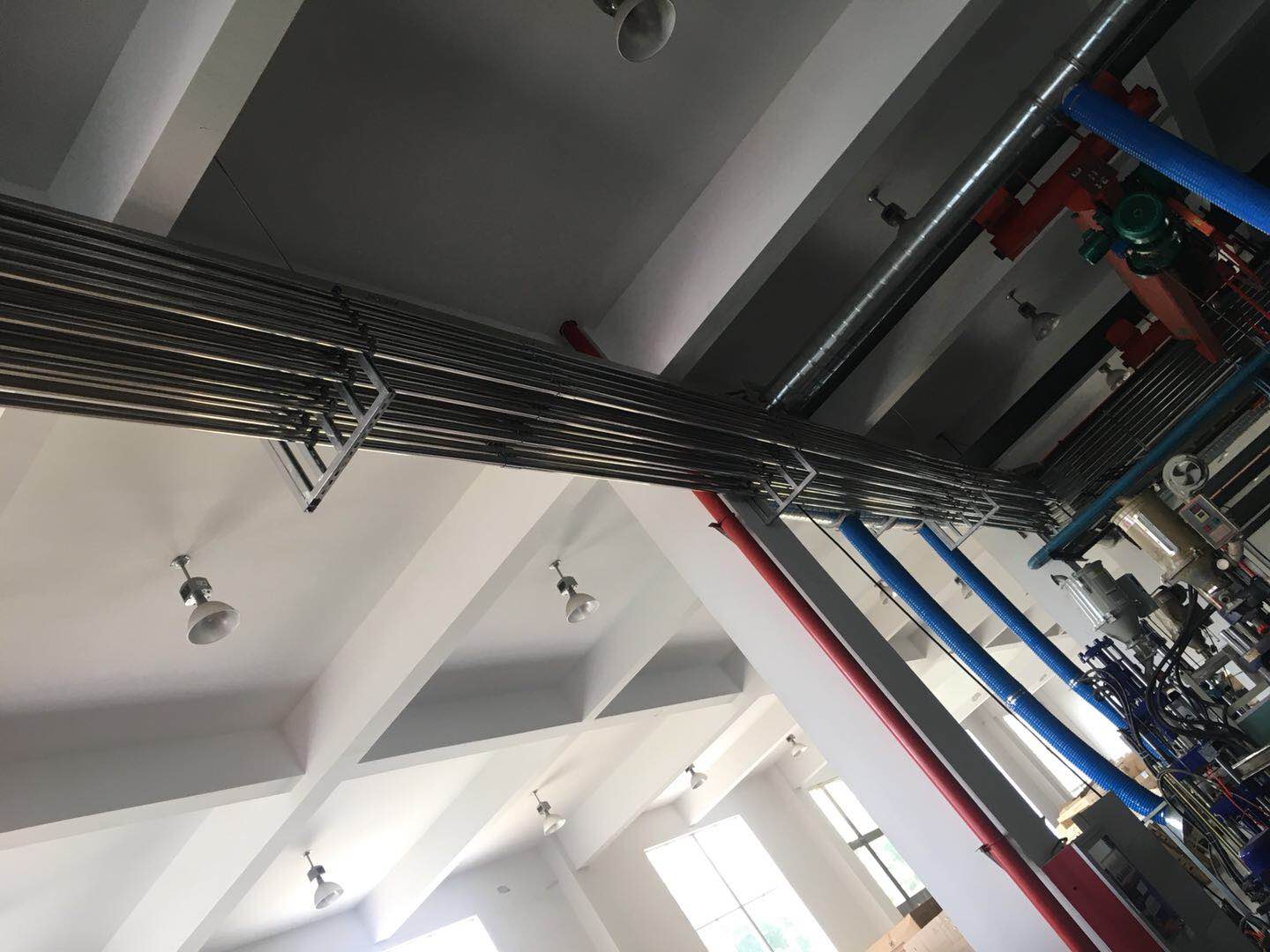 ���й��ϬF(xi��n)��(ch��ng)�D